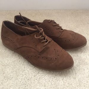 MOSSIMO FAUX SUEDE OXFORDS